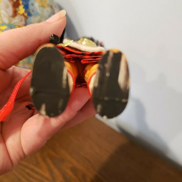 Vintage Scottish Doll Male Bagpipes Kilt Guard Sporran Tartan 8" - Picture 11 of 12